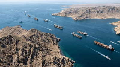 إيران: إغلاق مضيق هرمز