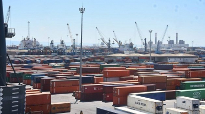 اتفاق بين إدارة ميناء رادس واتصالات تونس حول استغلال الملك العمومي