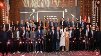 قائمة المتوجين بالمشعل الأولمبي