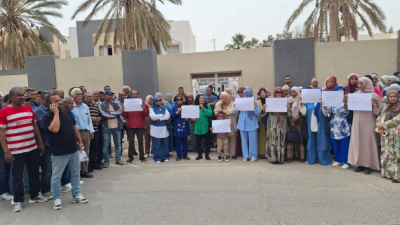 قبلي: أعوان شركة الغراسات والبستنة وإطاراتها يحتجون