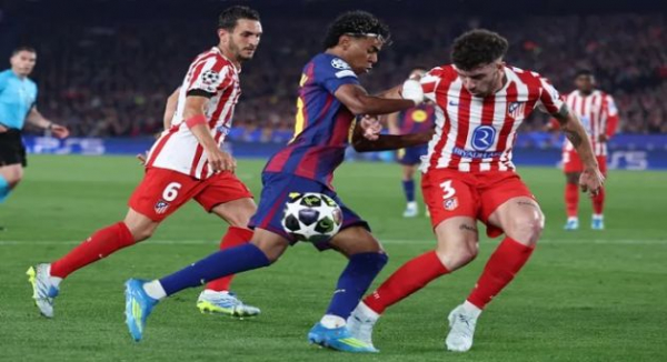 برشلونة يتحرك رسميًا بسبب الجدل التحكيمي أمام أتلتيكو مدريد